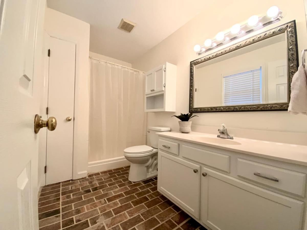 Cozy Three Bedroom House With Fireplace Ουίλμινγκτον Εξωτερικό φωτογραφία