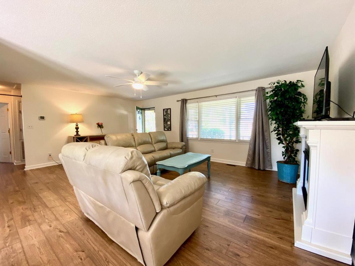 Cozy Three Bedroom House With Fireplace Ουίλμινγκτον Εξωτερικό φωτογραφία